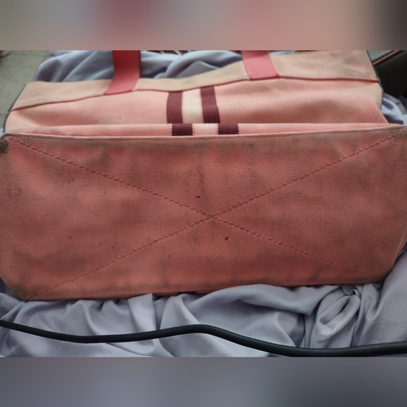 SOLD 👛 Coach Tote 👛 - Picture 3 of 6